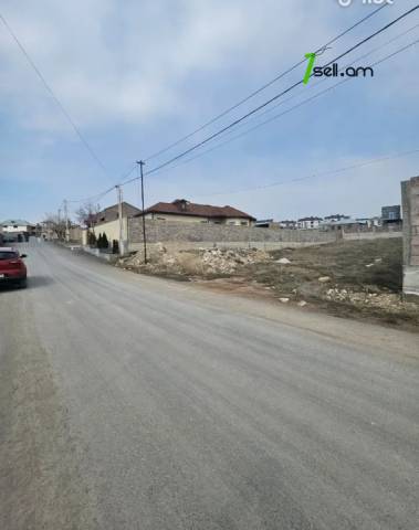 Հողատարածք բնակելի շինությունների համար Բագրևանդի 45-րդ փողոցում Ջրվեժում, 1000 քմ