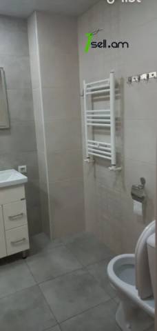 Երկու հարկանի տուն Պարույր Սևակ թաղամաս 6-րդ փողոցում Ավանում, 152 ք.մ., 2 սանհանգույց