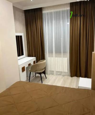 3 սենյականոց բնակարան նորակառույց շենքում Արղության փողոցում, 96 քմ, բարձր առաստաղներ