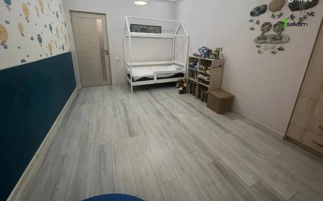 4 սենյականոց բնակարան նորակառույց շենքում Ադոնցի փողոցում, 120 քմ, 2/8 հարկ, 2 սանհանգույց