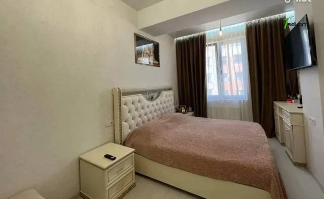 4 սենյականոց բնակարան նորակառույց շենքում Արղության փողոցում, 96 քմ, 12/14 հարկ, 2 սանհանգույց