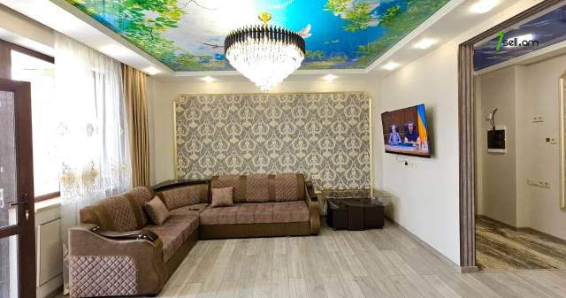 3 սենյականոց բնակարան նորակառույց շենքում Վարդանանց փողոցում, 100 քմ, նախավերջին հարկ, 2 սանհանգույց