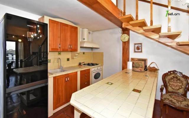 4 սենյականոց բնակարան նորակառույց շենքում Ծարավ Աղբյուրի փողոցում, 105 քմ, 2 սանհանգույց