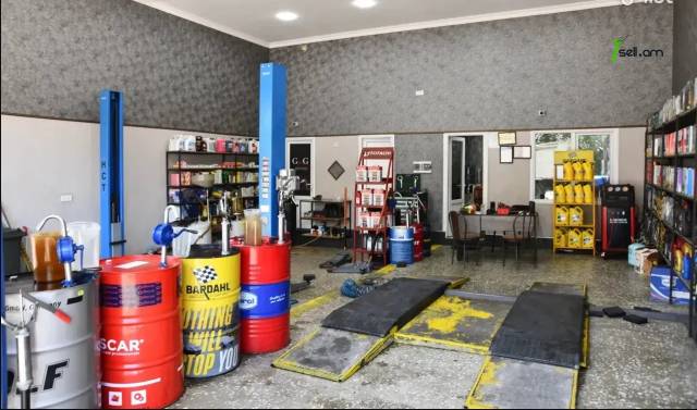 Ավտոսպասարկում Ռոստովյան փողոցում Էրեբունիում, 245 ք.մ.