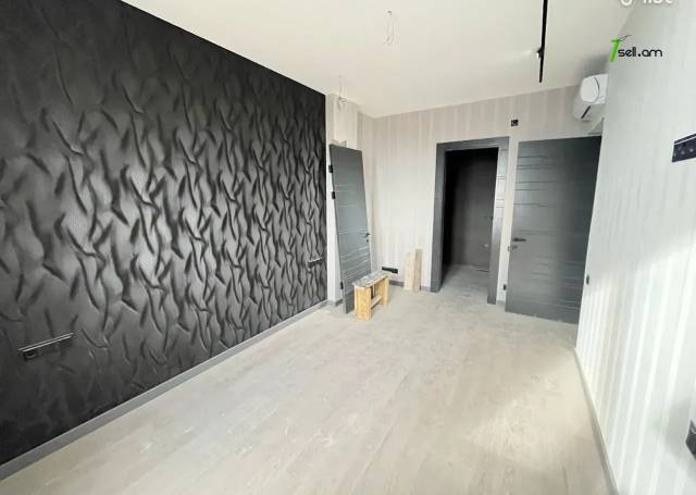 3 սենյականոց բնակարան նորակառույց շենքում Մոնթե Մելքոնյան փողոցում, 93 ք.մ., նախավերջին հարկ