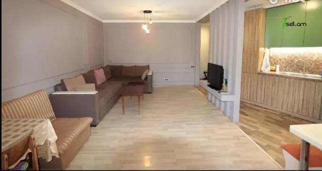 3 սենյականոց բնակարան Գայի պողոտայում, 90 ք.մ., 2/12 հարկ, կապիտալ վերանորոգված