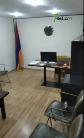 Գրասենյակային տարածք Սայաթ-Նովայի պողոտայում կենտրոնում, 23 քմ