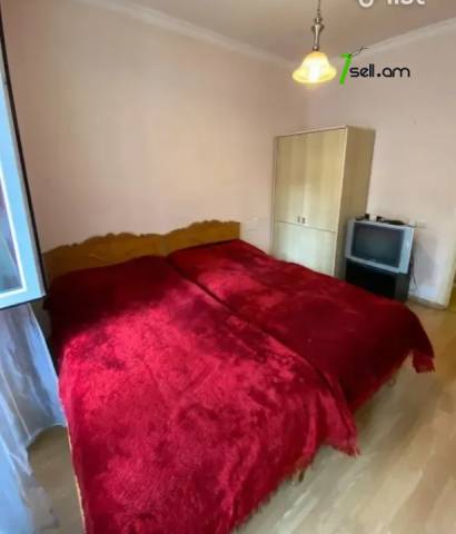 3 սենյականոց բնակարան Հակոբ Հակոբյան փողոցում, 70 ք.մ., 1/14 հարկ, կոսմետիկ վերանորոգում