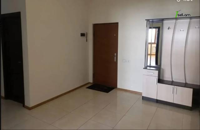 2 սենյականոց բնակարան նորակառույց շենքում Պարույր Սևակի փողոցում, 83 քմ, 8/12 հարկ, բարձր առաստաղներ