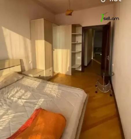 4 սենյականոց բնակարան նորակառույց շենքում Գյուլբենկյան փողոցում, 120 ք.մ., 2 սանհանգույց