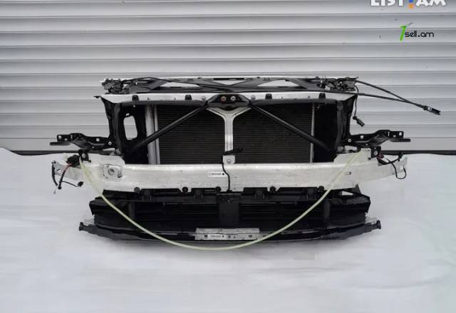 BMW G11/12 ռադիատորների կոմպլեկտ 4.4, բենզին