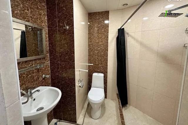 3 սենյականոց բնակարան նորակառույց շենքում, Նորաշեն թաղամաս, 70 ք.մ., կապիտալ վերանորոգված