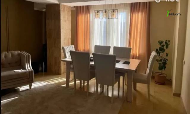 3 սենյականոց բնակարան Պետրոս Դուրյանի փողոցում, 87 ք.մ., դիզայներական ոճով վերանորոգված