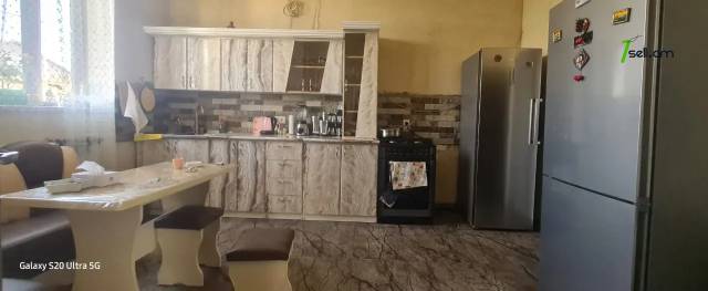 Մեկ հարկանի տուն 22-րդ փողոցում Առինջում, 120 քմ, 2 սանհանգույց, կապիտալ վերանորոգված