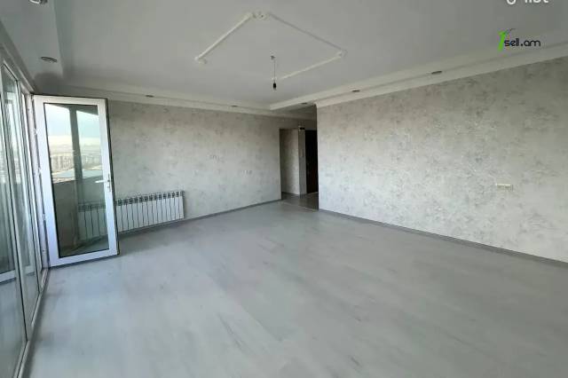 3 սենյականոց բնակարան Զաքարիա Քանաքեռցու փողոցում, 75 ք.մ., եվրովերանորոգված