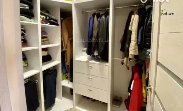 3 սենյականոց բնակարան նորակառույց շենքում Պարույր Սևակի փողոցում, 88 ք.մ., 2 սանհանգույց