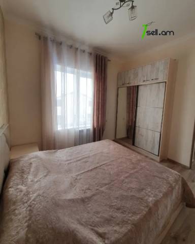 Երկու հարկանի քարե տուն Պարույր Սևակի փողոցում Ավանում, 640 ք.մ., 2 սանհանգույց