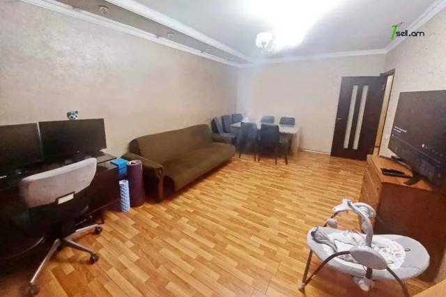 3 սենյականոց բնակարան Արշակունյաց պողոտայում, 83 քմ, 4/12 հարկ, կապիտալ վերանորոգված