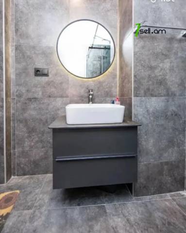 3 սենյականոց բնակարան նորակառույց շենքում, Улица Адонца, 100 քմ, նախավերջին հարկ, 2 սանհանգույց