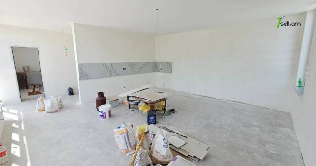 Մեկ հարկանի քարե տուն Վանի Հերոսների փողոցում Աշտարակում, 1170 քմ, կոսմետիկ վերանորոգում