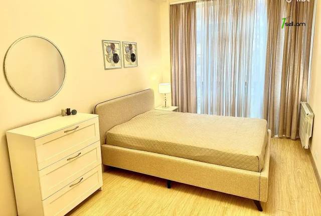 3 սենյականոց բնակարան նորակառույց շենքում Նիկողայոս Ադոնցի փողոցում, 90 ք.մ., 2 սանհանգույց