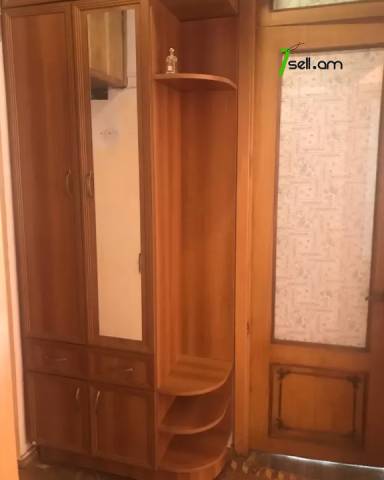 4 սենյականոց բնակարան Խանջյան փողոցում, 88 ք.մ., 2 սանհանգույց, նախավերջին հարկ