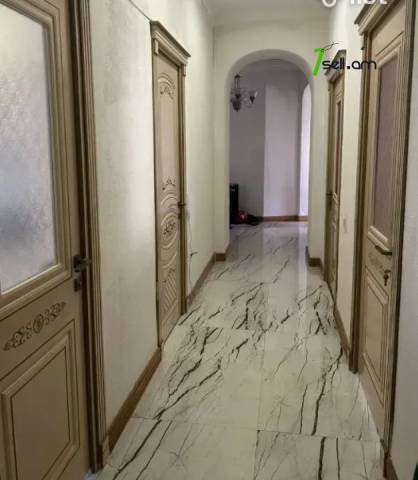 3 սենյականոց բնակարան Տիգրան Մեծի պողոտայում, 120 քմ, 2/4 հարկ, եվրովերանորոգված, քարե շենք