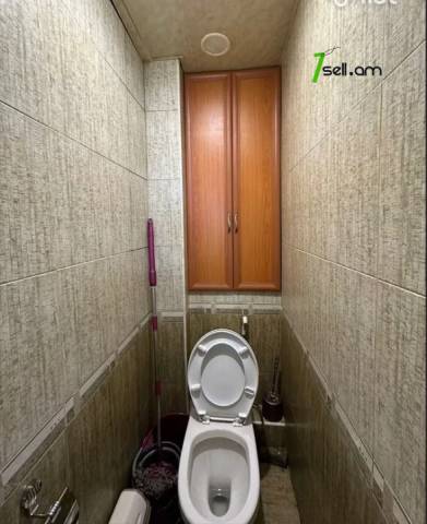 4 սենյականոց բնակարան, Նորաշեն թաղամաս, 98 քմ, 4/16 հարկ, եվրովերանորոգված, քարե շենք