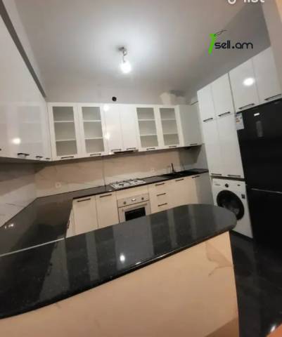 2 սենյականոց բնակարան նորակառույց շենքում Պարույր Սևակի փողոցում, 54 ք.մ., բարձր առաստաղներ