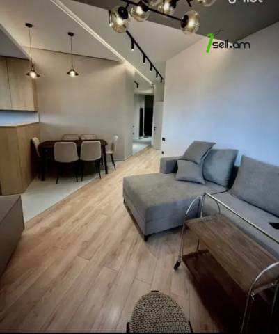 4 սենյականոց բնակարան նորակառույց շենքում Արղության փողոցում, 100 ք.մ., 2 սանհանգույց