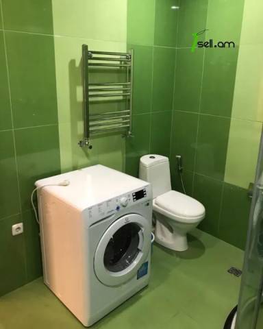 3 սենյականոց բնակարան նորակառույց շենքում Նաիրի Զարյան փողոցում, 115 քմ, 9/13 հարկ, 2 սանհանգույց