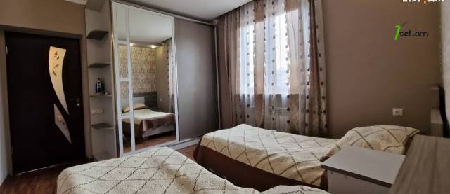 3 սենյականոց բնակարան Սայաթ-Նովայի պողոտայում, 90 ք.մ., 2 սանհանգույց, 6/10 հարկ, եվրովերանորոգված