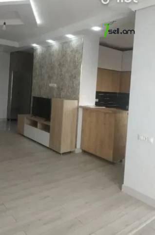 3 սենյականոց բնակարան նորակառույց շենքում Էրեբունու փողոցում, 80 ք.մ., բարձր առաստաղներ, 3/15 հարկ