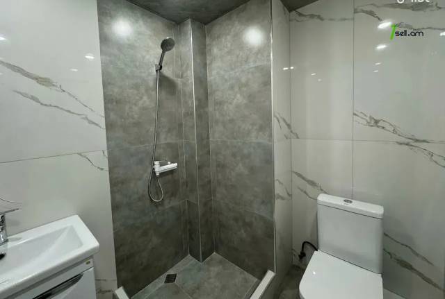 2 սենյականոց բնակարան Բրյուսովի փողոցում, 41 քմ, 14/16 հարկ, կապիտալ վերանորոգված