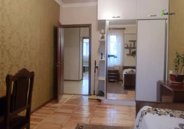 3 սենյականոց բնակարան Մինաս Ավետիսյան փողոցում, 78 ք.մ., նախավերջին հարկ, կապիտալ վերանորոգված