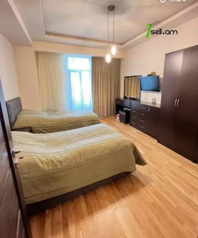 4 սենյականոց բնակարան նորակառույց շենքում Պարույր Սևակի փողոցում, 170 քմ, 2 սանհանգույց