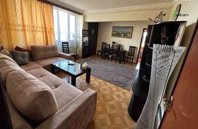 3 սենյականոց բնակարան Տիգրան Մեծի պողոտայում, 70 քմ, 4/14 հարկ, կապիտալ վերանորոգված