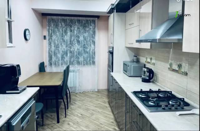 3 սենյականոց բնակարան, Դավթաշեն 1-ին թաղամաս, 90 ք.մ., նախավերջին հարկ, կապիտալ վերանորոգված