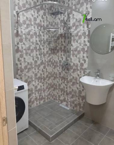 2 սենյականոց բնակարան նորակառույց շենքում Մոնթե Մելքոնյան փողոցում, 58 քմ, 3/17 հարկ