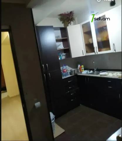 2 սենյականոց բնակարան Տիգրան Պետրոսյան փողոցում, 70 ք.մ., 12/16 հարկ, կապիտալ վերանորոգված