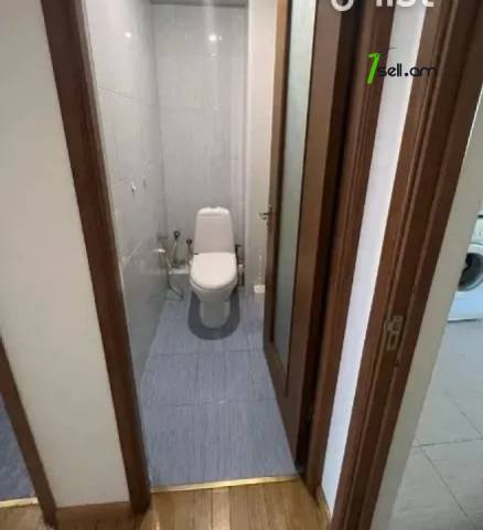 3 սենյականոց բնակարան Սարյանի փողոցում, 97 ք.մ., բարձր առաստաղներ, նախավերջին հարկ
