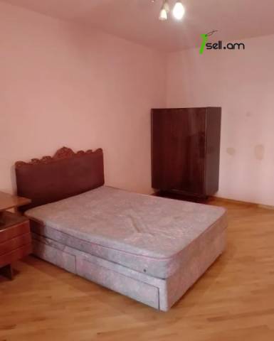 3 սենյականոց բնակարան Սարյանի փողոցում, 90 ք.մ., 4/8 հարկ, եվրովերանորոգված, քարե շենք