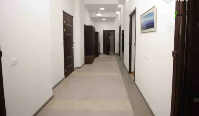 4 սենյականոց բնակարան նորակառույց շենքում, Nar-Dos St, 134 ք.մ., 2 սանհանգույց, բարձր առաստաղներ