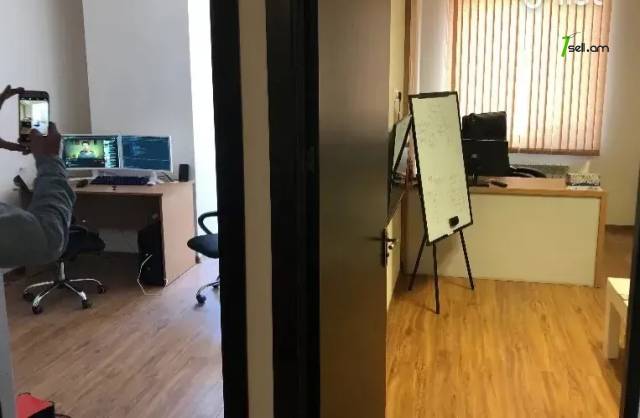 3 սենյականոց բնակարան նորակառույց շենքում Ադոնցի փողոցում, 89 քմ, 3/8 հարկ, 2 սանհանգույց