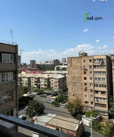 3 սենյականոց բնակարան Ռայնիսի փողոցում, 78 ք.մ., կապիտալ վերանորոգված