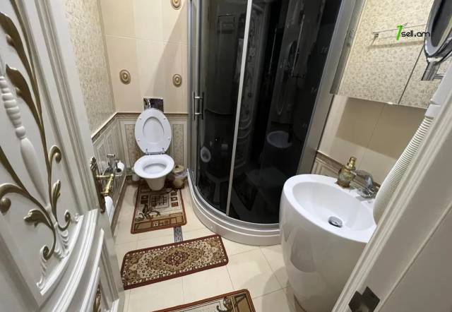 Ընդարձակ 3 սենյականոց բնակարան նորակառույց շենքում Արամի փողոցում, 180 ք.մ., 3+ սանհանգույց