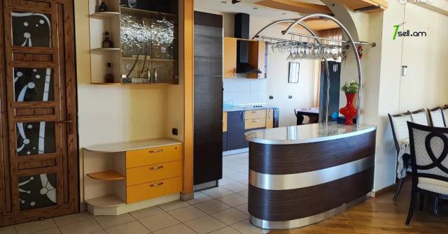 4 սենյականոց բնակարան նորակառույց շենքում Հյուսիսային պողոտայում, 160 քմ, նախավերջին հարկ