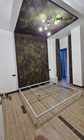 Երկու հարկանի թաունհաուզ Ծարավ աղբյուրի փողոցում Ավանում, 315 քմ, 2 սանհանգույց