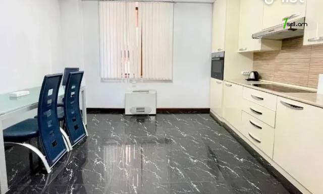 3 սենյականոց բնակարան նորակառույց շենքում Հյուսիսային պողոտայում, 135 ք.մ., 2 սանհանգույց