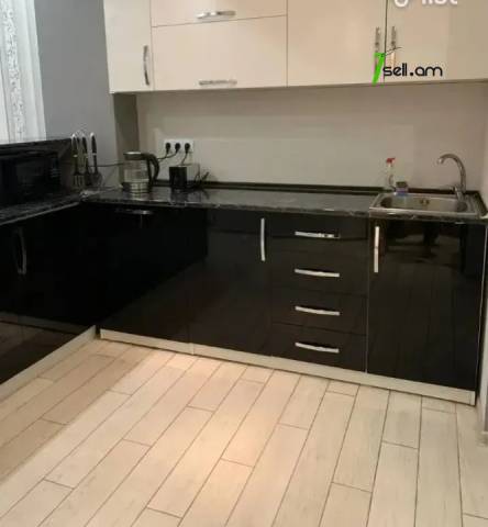 3 սենյականոց բնակարան նորակառույց շենքում, Ծիծեռնակաբերդի խճուղի, 83 ք.մ., 14/25 հարկ